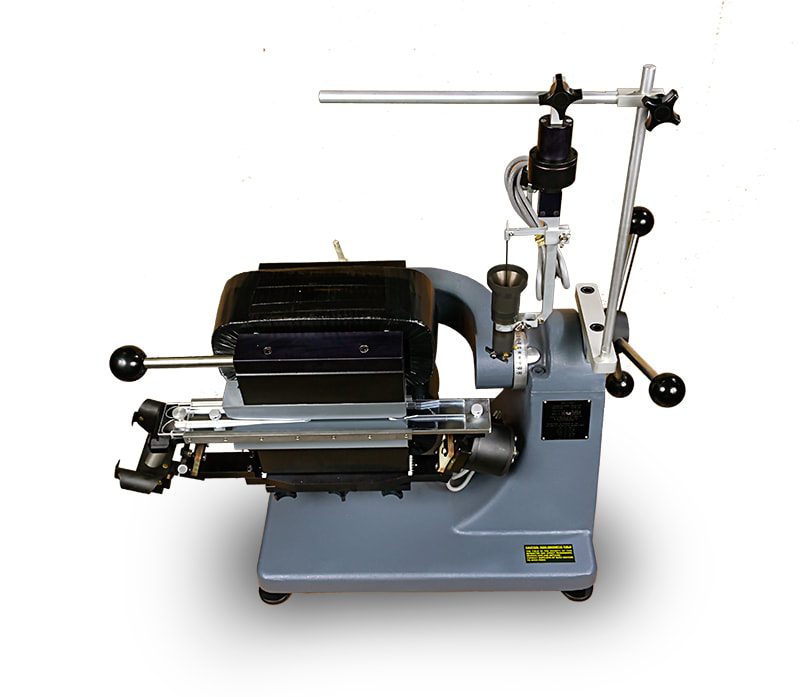 Frantz magnetic separator